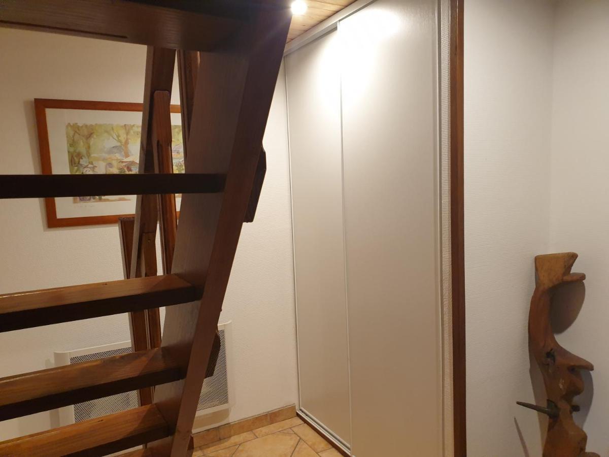 La Grange De Mombel Villa Losse Eksteriør bilde
